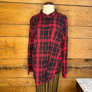 Kavu Billie Jean Flannel Plaid Button Up Campfire Red Black